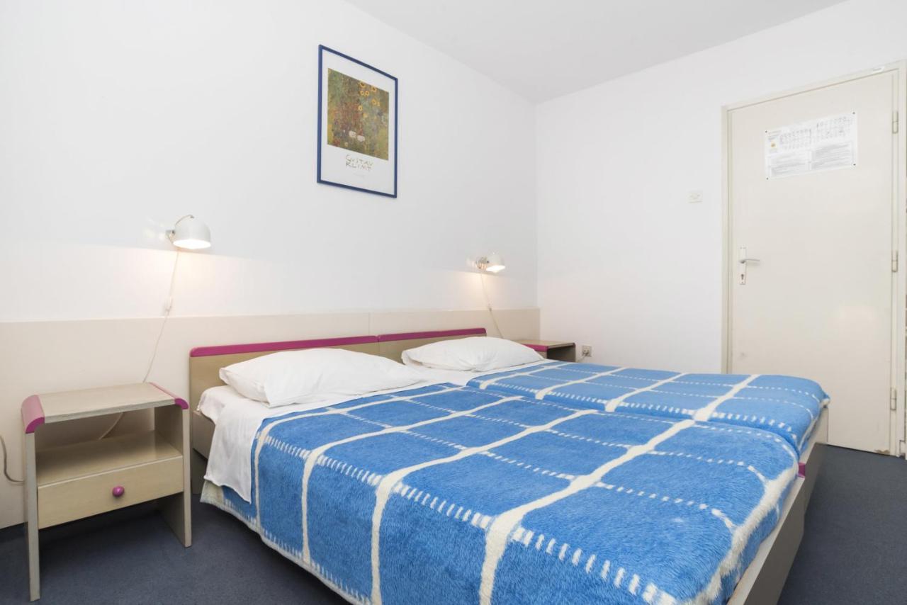 Guest House Adriatic Umago Exterior foto