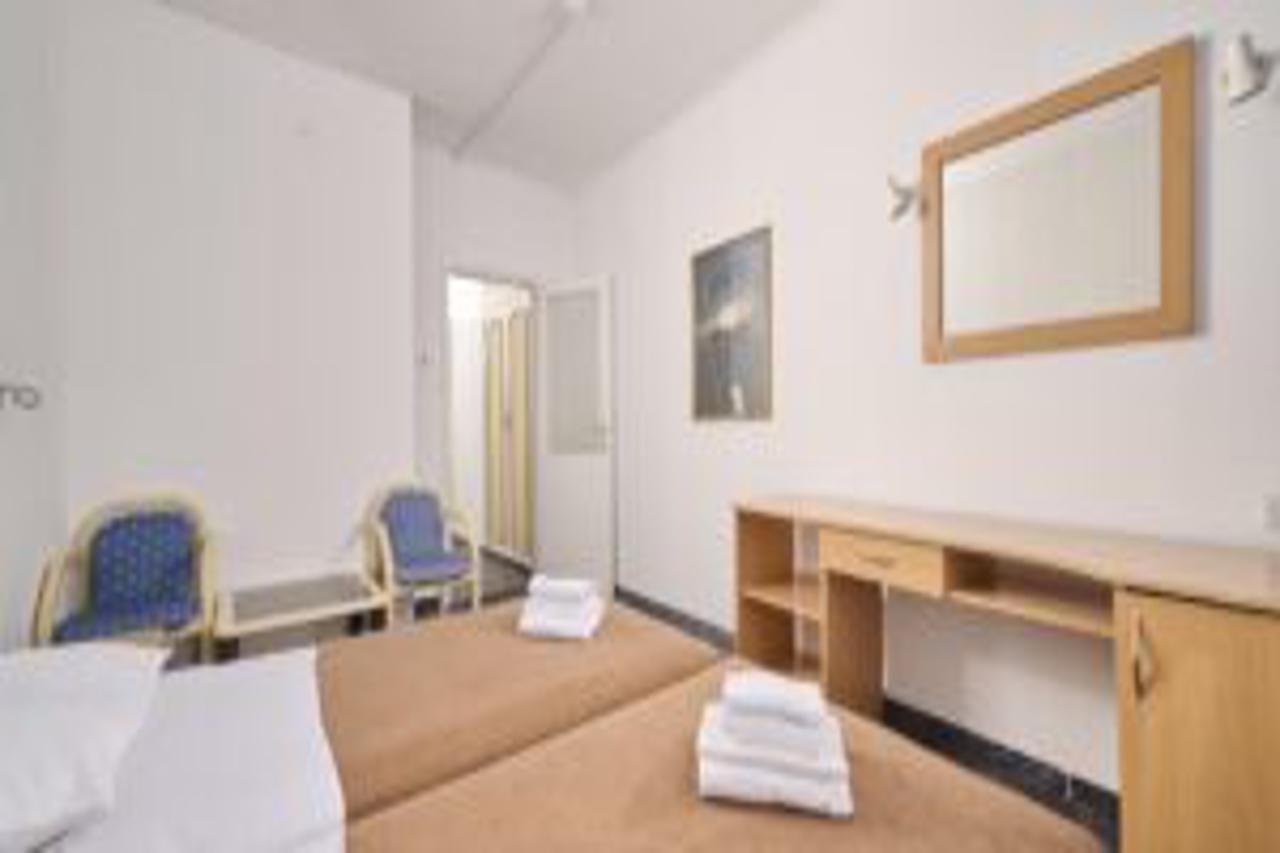 Guest House Adriatic Umago Exterior foto